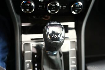 ŠKODA SUPERB III KOMBI 2,0 TDI 140KW 4X4 L&K - 18