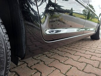 VW Touran CUP 2.0 TDI CR 103 KW-2014-PANORAMA-TAŽNÉ-155 TKM - 18