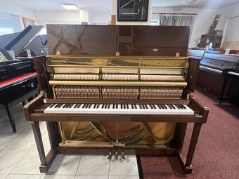 Akustické piano Yamaha P116, made in England, záruka 5 let. - 18