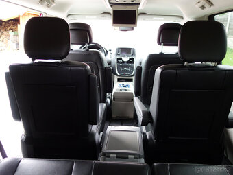 Chrysler Town & Country 3.6  V6 - 18