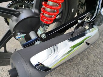 Honda CB 125F - 18