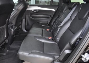 Volvo XC90 D5 AWD MOMENTUM ČR - 18