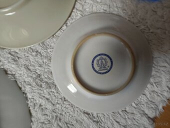 Talířky různé - 18