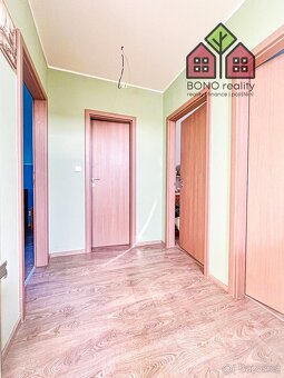RD, 5+kk, plocha 134 m2, terasa 23 m2, zahrada 861 m2, klid, - 18