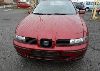 Seat Leon 1,4 i 16V 55 kW KLIMA Serviska benzín - 18