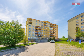 Prodej bytu 1+kk, 28 m², Klecany, ul. V Honech - 18