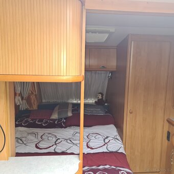 Karavan hobby 560 - 18