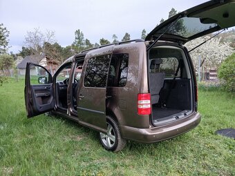 VW CADDY 1,6 BI-FUEL, 7 míst, long verze - 18