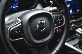 Volvo XC60 D4 Momentum Aut 1 MAJiTEL NAVI KŮŽE KAMERA - 18