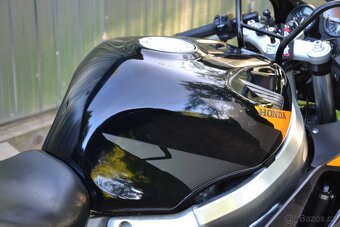 Honda CBR 900RR Fireblade SC33 - 18
