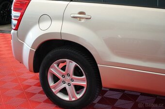 Suzuki Grand Vitara 2.0i benzín 103kw - 18