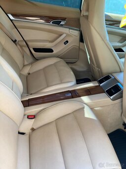 Porsche Panamera - 18