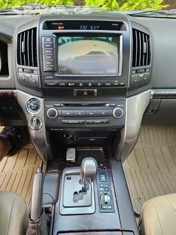 Toyota Land Cruiser 200 V8 4.5 D4-D,ČR,2.Majitel,Tažné. - 18
