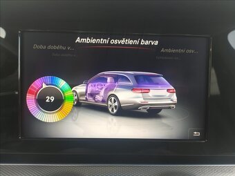 Mercedes-Benz Třídy E 2,0 Avantgarde  E 220 d  4MATIC (2018) - 18