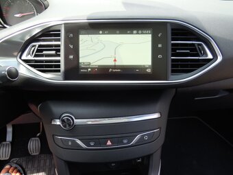 Peugeot 308SW 2.0HDi 110kw(150h) r.v.8/2017 - 18