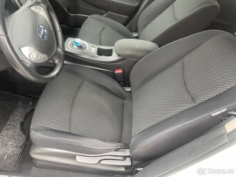 Nissan Leaf 24kw rok 2015 2.majitel CZ - 18