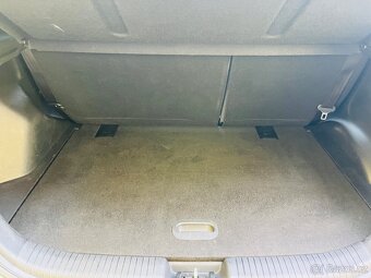 HYUNDAI IX20 1.4 i BENZÍN ALU KOLA, MULTIFUNKČNÍ VOLANT - 18