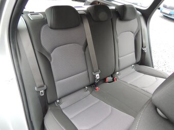 Hyundai i30 Combi,1.6CRDi,2022,89000km,TZ,ČR,1maj.-21%DPH - 18