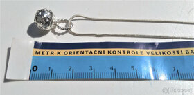 KRÁSNÝ DÁREK - Dámský řetízek se 4 různými přívěsky - 18