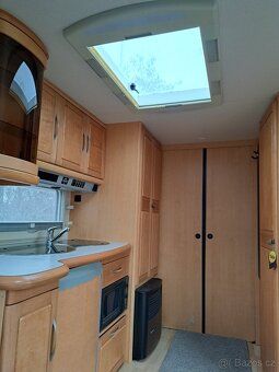 Obytný přívěs, karavan HOBBY exclusive 560 - 18