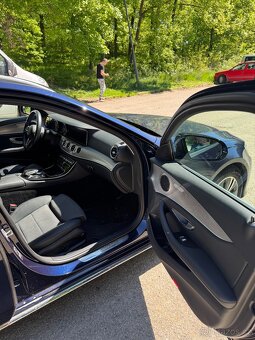 Mercedes-Benz E220d 2019 9G-tronic - 18