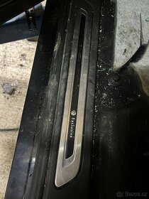 Dily vw touareg 7P 4.2 TDi r-line 2012 - 18