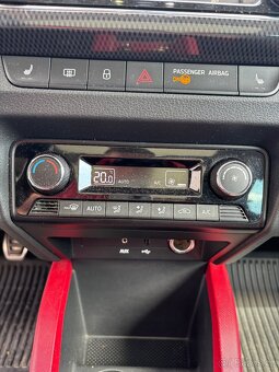 Škoda Fabia 3 MONTE CARLO - 18