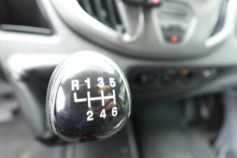 FORD TRANSIT 7MÍST DVOJKABINA 3 STRANNÝ SKLÁPĚČ 2.0TDCI KLIM - 18