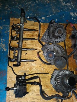 BMW 3 E9X E91 E90 karosářské díly dveře kapota nárazník - 18