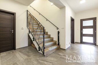 Byt 4+kk o ploše 188 m2 - Praha, Zbraslav - 18