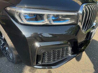 BMW 730d M-Paket xDrive I.majitel CZ rok 2022 záruka 5/2025 - 18