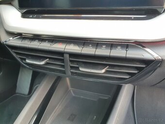 Škoda Octavia 4 Combi 2.0TDI 110kW DSG Webasto Panorama Virt - 18