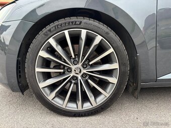 Skoda Superb 2.0tsi 206kw 4x4 L&K Webasto ACC ambientne - 18