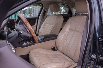 Jaguar XJ 3.0 V6 DIESEL Premium Luxury - 18