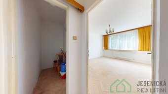 Prostorný družstevní byt 3+1 v centru Jeseníku  ideální pro  - 18
