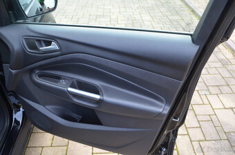 PRODÁM FORD KUGA 1.5 ECOBOOST 150PS FACELIFT 2018 - 18