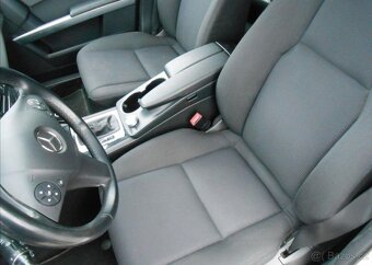 Mercedes-Benz GLK 2,1 GLK 220 CDI CZ 4Matic nafta - 18
