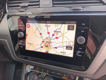 VW Touran Comfortline 2.0TDI 110kW DSG ACC Full LED ERGO - 18
