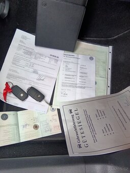 Golf VI 1.6 TDI 77kw perfektní stav style top - 18