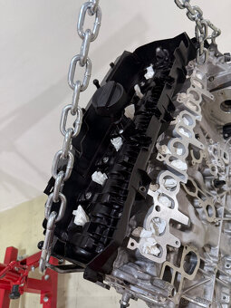 Predám BMW motor B57 B57D30B 235kw - nový - 18