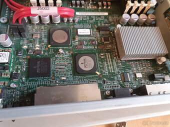 prodám4ks unikát original 1U server Sun Fire T1000 kompletní - 18