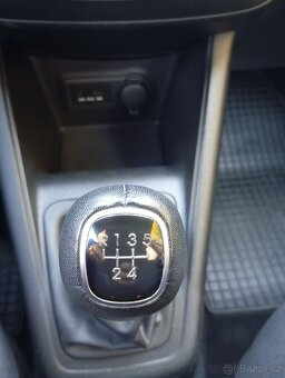 Hyundai ix20,Čr,1.4/16v/66kw,1.majitel,najeto 54.871km - 18