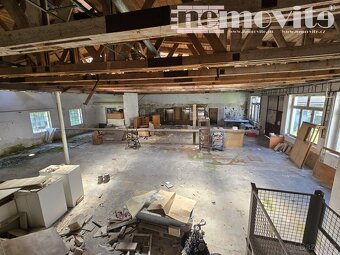 Exkluzivně nabízíme na prodej vícegenerační dům, 977 m2 - No - 18