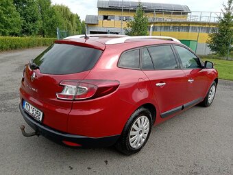 Prodám Renault Megane kombi 1.5DCI 78Kw r.v.2010 - 18