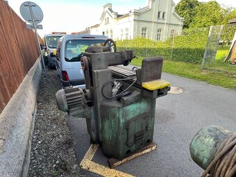 Soustruh malý - výrobce Eilgang, Schmierung - 18