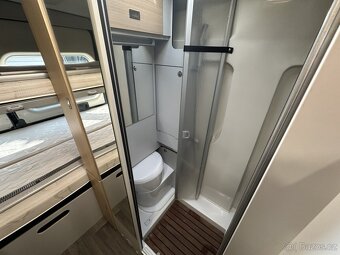 KARMANN-MOBIL DEXTER 581 - 18