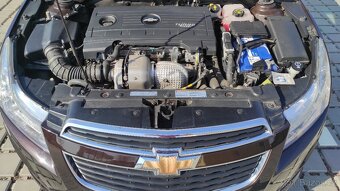 Prodám Chevrolet Cruze, 2,0 VCDi, kombi - ZLEVNĚNO - 18