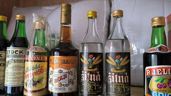 Alkohol - vodka, griotte - starý, archivní, retro alk. - 18