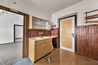 Prodej 1/2 rodinného domu v centru města Česká Kamenice - 18