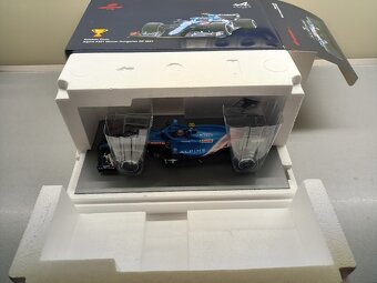 ALPINE A521 ESTEBAN OCON VÍTĚZ GP MAĎARSKA 2021 SPARK 1:18 - 18